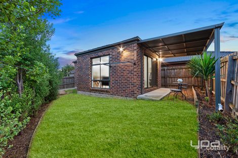 Property photo of 2/1 Damte Place St Albans VIC 3021