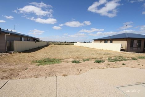 27 Kassa Rd, North Beach, SA 5556