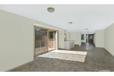 Property photo of 22 Marlborough Place Berkeley Vale NSW 2261