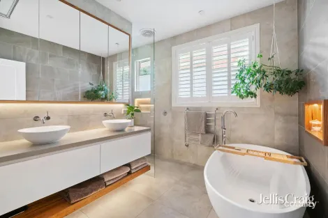 Property photo of 6 Valley Park Grove Eltham VIC 3095