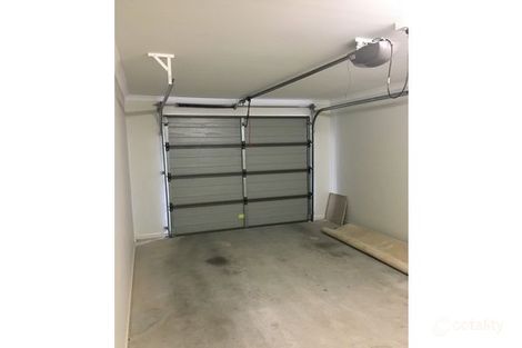 Property photo of 92 Valentine Circuit Augustine Heights QLD 4300