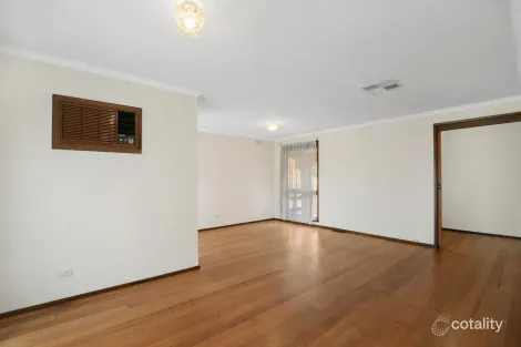 Property photo of 21 Cabernet Crescent Bundoora VIC 3083