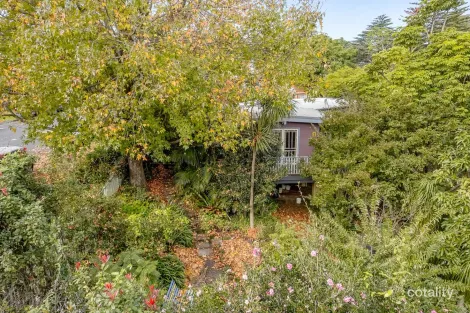 Property photo of 1 Gorrell Crescent Mangerton NSW 2500