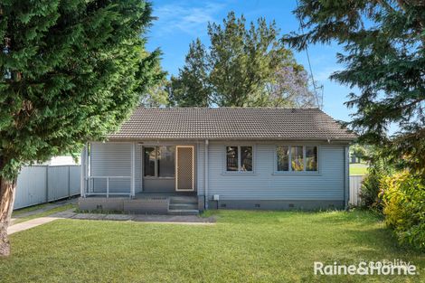 8 Miller Ave, Nowra, NSW 2541