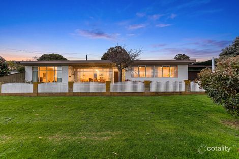 60 LARDNER RD, DROUIN, VIC 3818
