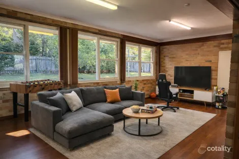 Property photo of 22 Angophora Crescent Forestville NSW 2087