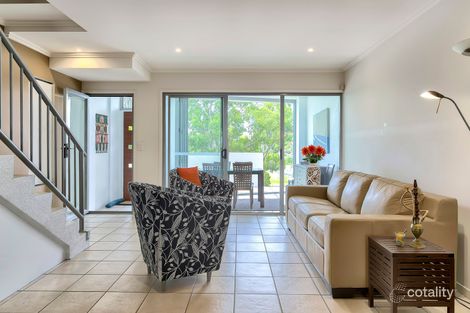 Property photo of 18/284 Vulture Street Kangaroo Point QLD 4169