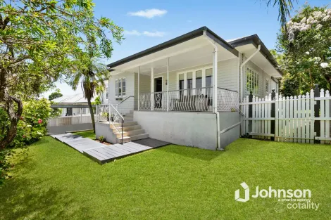 11 Tuggerah St, North Booval, QLD 4304