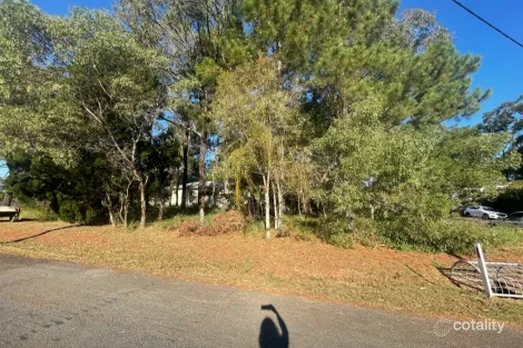 11 Cooee Cres, Macleay Island, QLD 4184