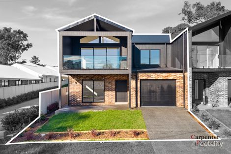 Property photo of 10 Albert Avenue Thirlmere NSW 2572