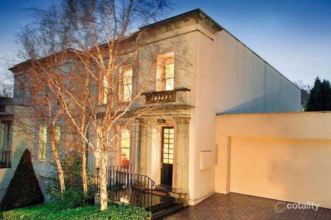 2/770 Orrong Rd, Toorak, VIC 3142