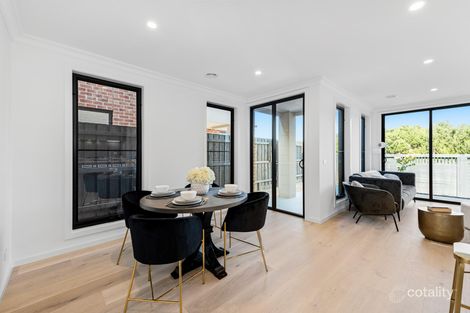 Property photo of 81 Billy Buttons Drive Narre Warren VIC 3805