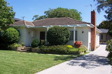 1/8 Standard Ave, Box Hill, VIC 3128