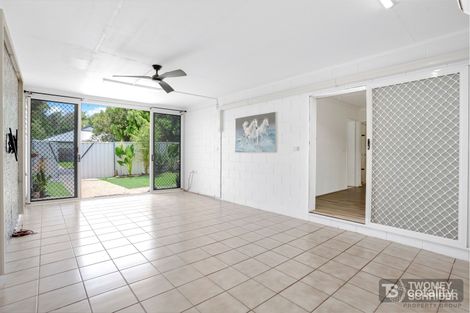 Property photo of 1/106 Greenslopes Street Edge Hill QLD 4870