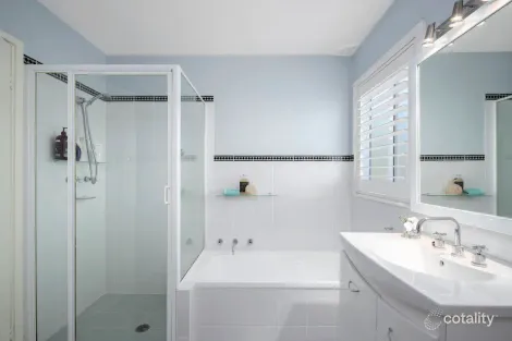Property photo of 2 Worcester Place Turramurra NSW 2074