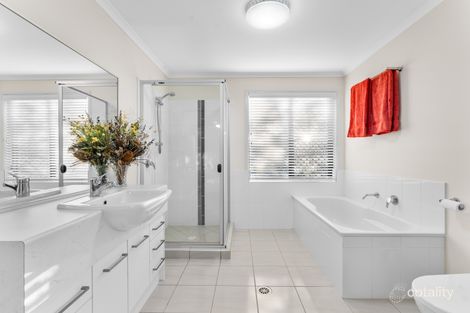 Property photo of 13 Honeygem Place Flagstone QLD 4280
