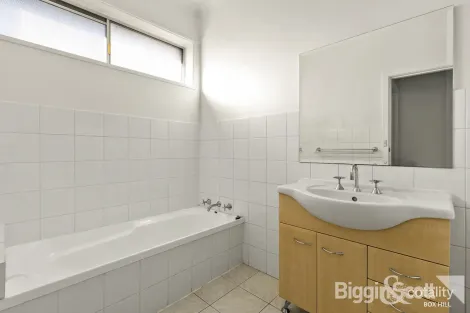 Property photo of 4/11 Dean Street Kew VIC 3101