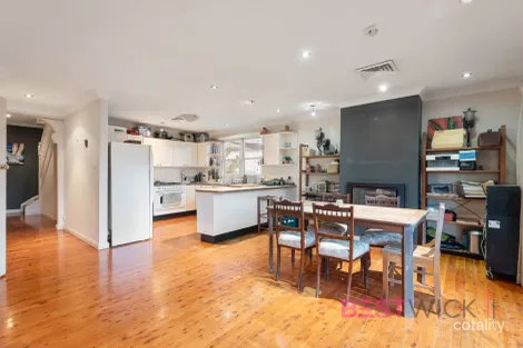 Property photo of 7 Hansard Place West Bathurst NSW 2795