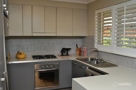 Property photo of 28 Yarawini Drive Orange NSW 2800