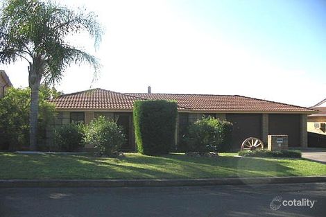 8 Bangalow Pl, Taree, NSW 2430