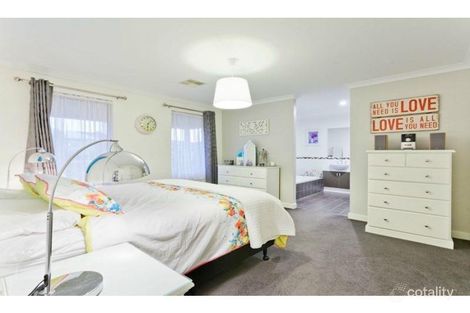 Property photo of 34 Fairland Loop Madeley WA 6065