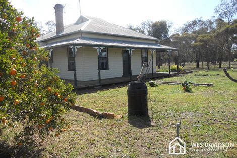 99 Quantong Cemetery Rd, Quantong, VIC 3401