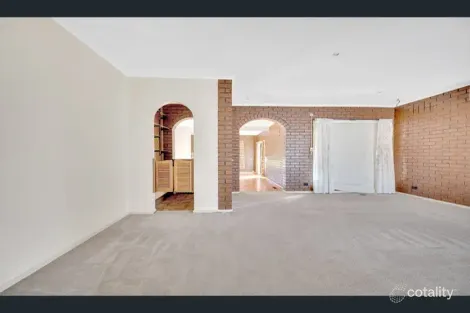 Property photo of 17 Durban Court Keilor Downs VIC 3038