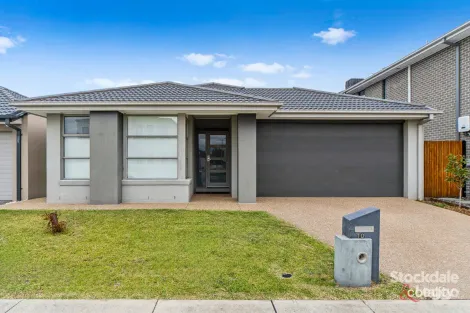 10 Edgar Ave, Cranbourne South, VIC 3977