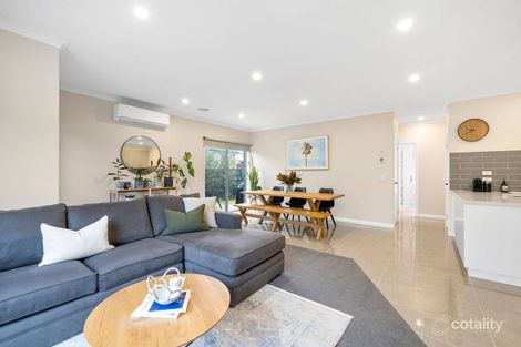 Property photo of 2 Gum View Close Brown Hill VIC 3350