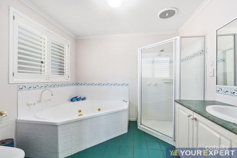 Property photo of 77 Melville Park Drive Berwick VIC 3806