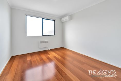 Property photo of 37 Chessington Drive Williams Landing VIC 3027