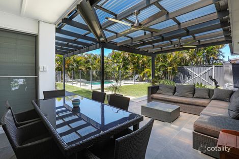 Property photo of 14 Naranga Avenue Broadbeach Waters QLD 4218