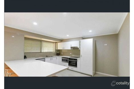 13 Grecian St, Regents Park, QLD 4118