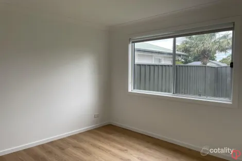 Property photo of 2 Leonard Street Bomaderry NSW 2541