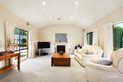 Property photo of 6 Silflay Court Warranwood VIC 3134