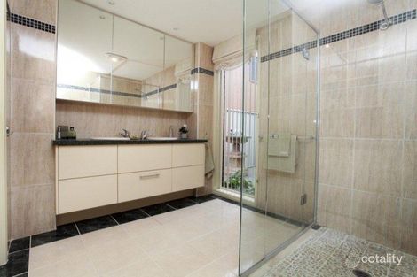 Property photo of 3 Lauricella Place Caroline Springs VIC 3023