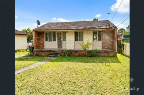 11 Murdoch St, Blackett, NSW 2770