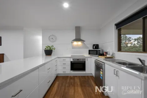 Property photo of 60 Beeston Drive Fernvale QLD 4306