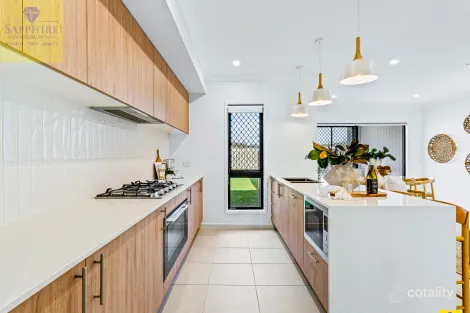 37 MURCHISON ST, WHITE ROCK, QLD 4306