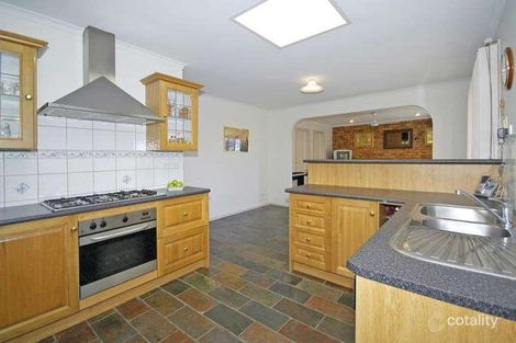Property photo of 53 Murray Crescent Rowville VIC 3178
