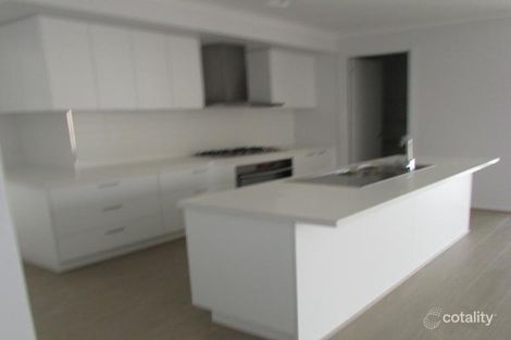 Property photo of 5 Sikes Road Clyde North VIC 3978