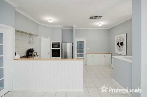 Property photo of 21 Springbrook Drive Ellenbrook WA 6069