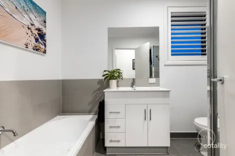 Property photo of 15/39 William Street Greensborough VIC 3088