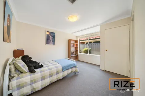 Property photo of 46 Amberley Way Pearsall WA 6065