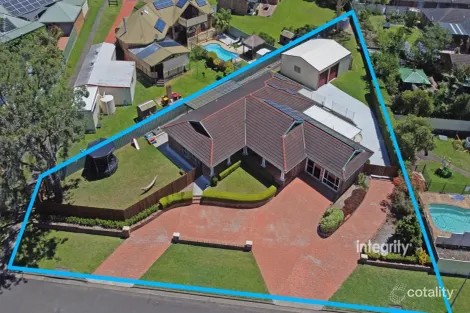 Property photo of 103 Lyndhurst Drive Bomaderry NSW 2541