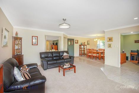 Property photo of 27 Van Dyck Rise Mackenzie QLD 4156