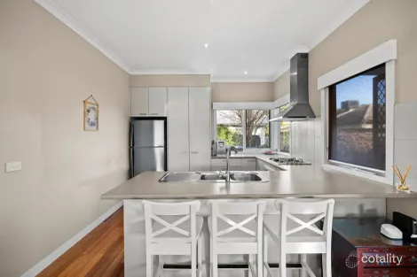 Property photo of 2/15 Bursaria Avenue Ferntree Gully VIC 3156