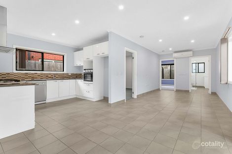 Property photo of 11 Arlington Avenue Pakenham VIC 3810