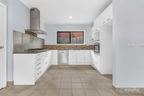 Property photo of 11 Arlington Avenue Pakenham VIC 3810