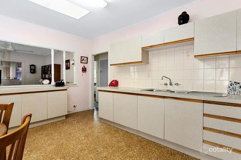 Property photo of 8 Crown Street Wynnum QLD 4178